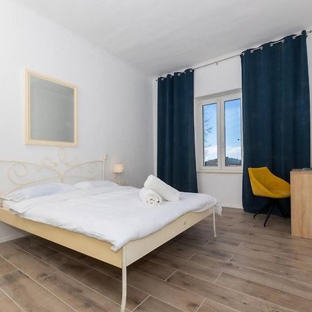 Kekia One Bedroom Apartment Дубровник Екстериор снимка
